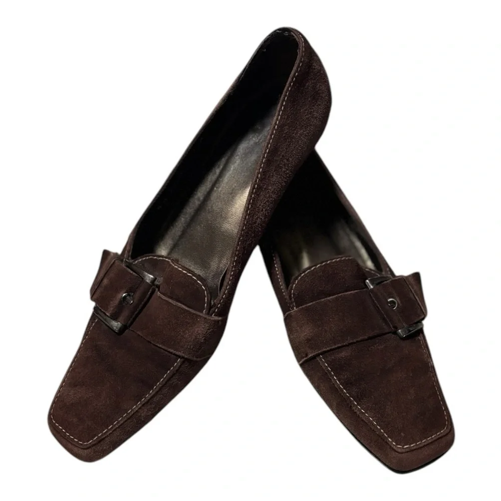 Stuart Weitzman Brown Suede Loafers Silver Buckle Kitten Heel Pumps Size 7.5 M - Picture 2 of 14